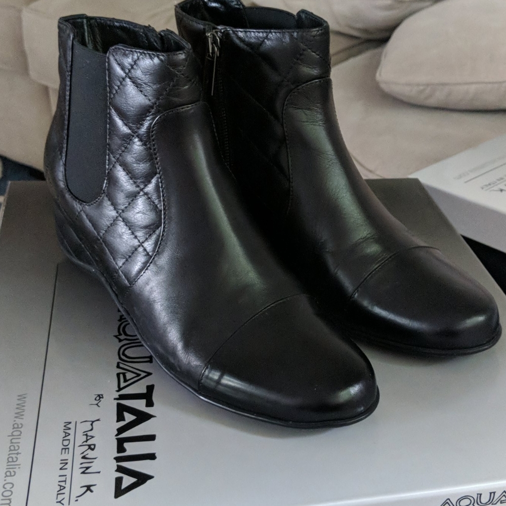 Aquatalia Volts Quilted Black Leather Boots